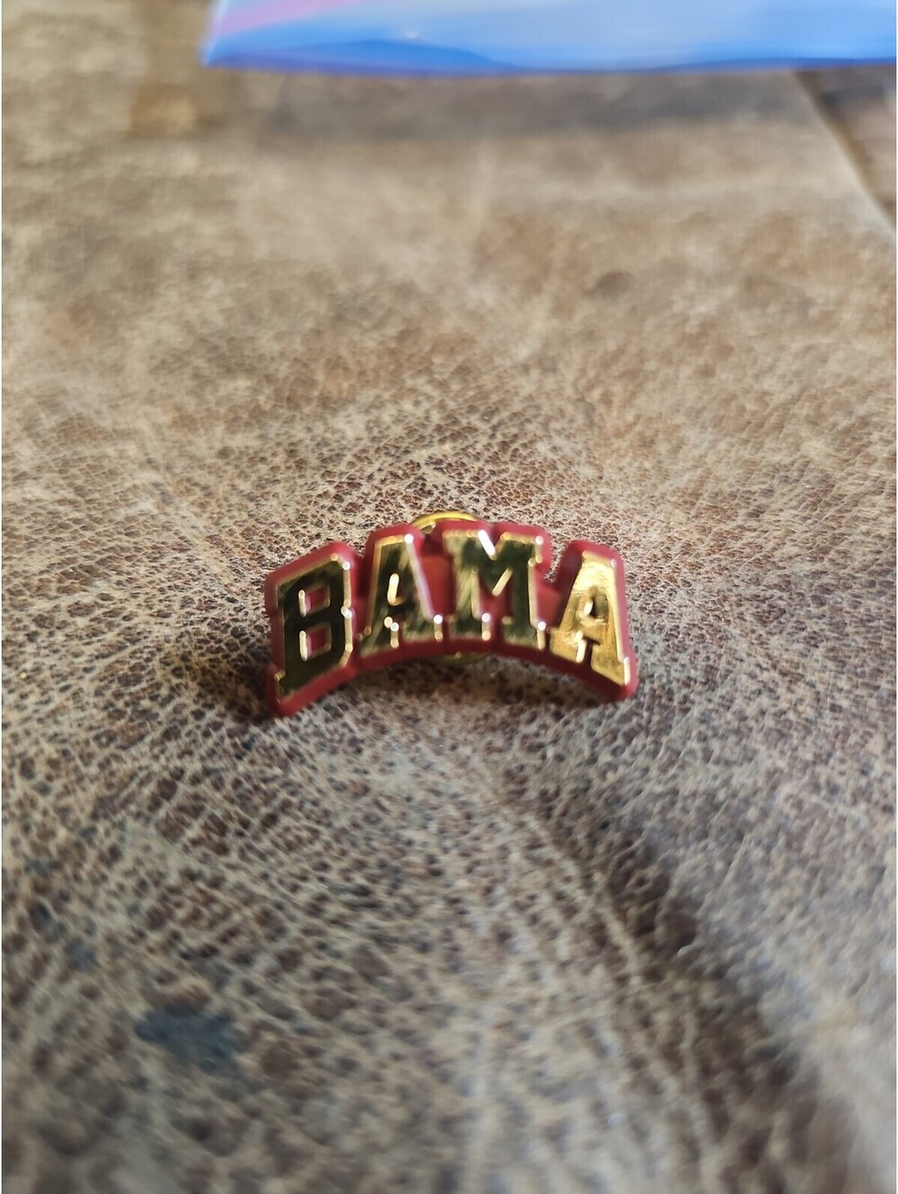 University Of Alabama Lapel Pin Vintage BAMA Crimson Tide Football Sport 🏈🐘